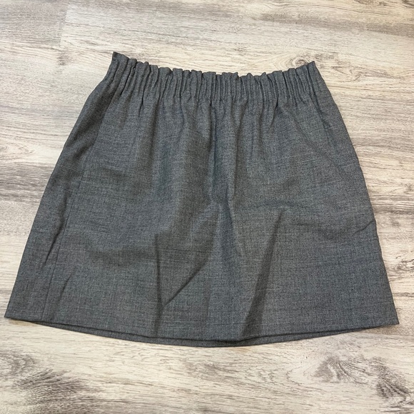 J Crew Grey Skirt NWT Size 8 - Picture 1 of 2